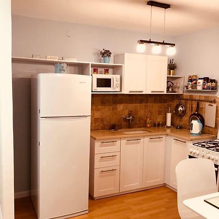 حيفا Sunny Retreat Apartment By German Colony المظهر الخارجي الصورة